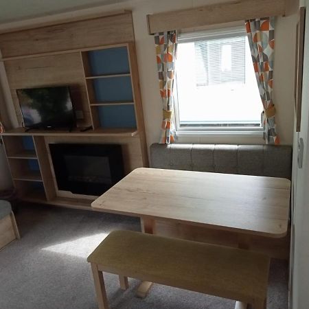 New 2 Bed Holiday Home With Decking In Rockley Park Dorset Near The Sea Lytchett Minster Exterior foto