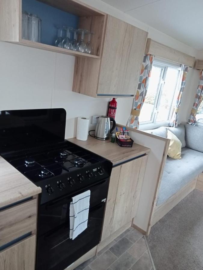 New 2 Bed Holiday Home With Decking In Rockley Park Dorset Near The Sea Lytchett Minster Exterior foto